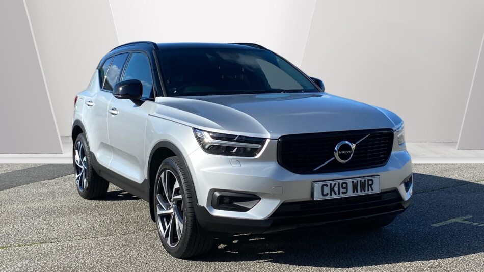 Volvo Xc40 2.0 T4 R DESIGN Pro 5dr AWD Geartronic Petrol Estate